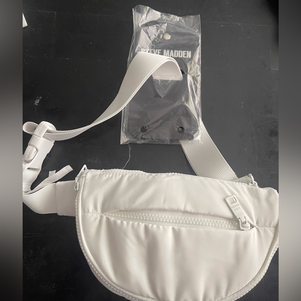 Brand New Steve Madden Fanny pack